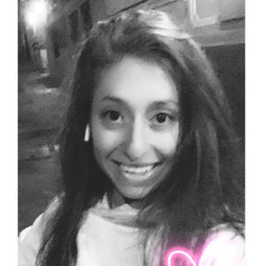 Meet your Posher, Rebecca